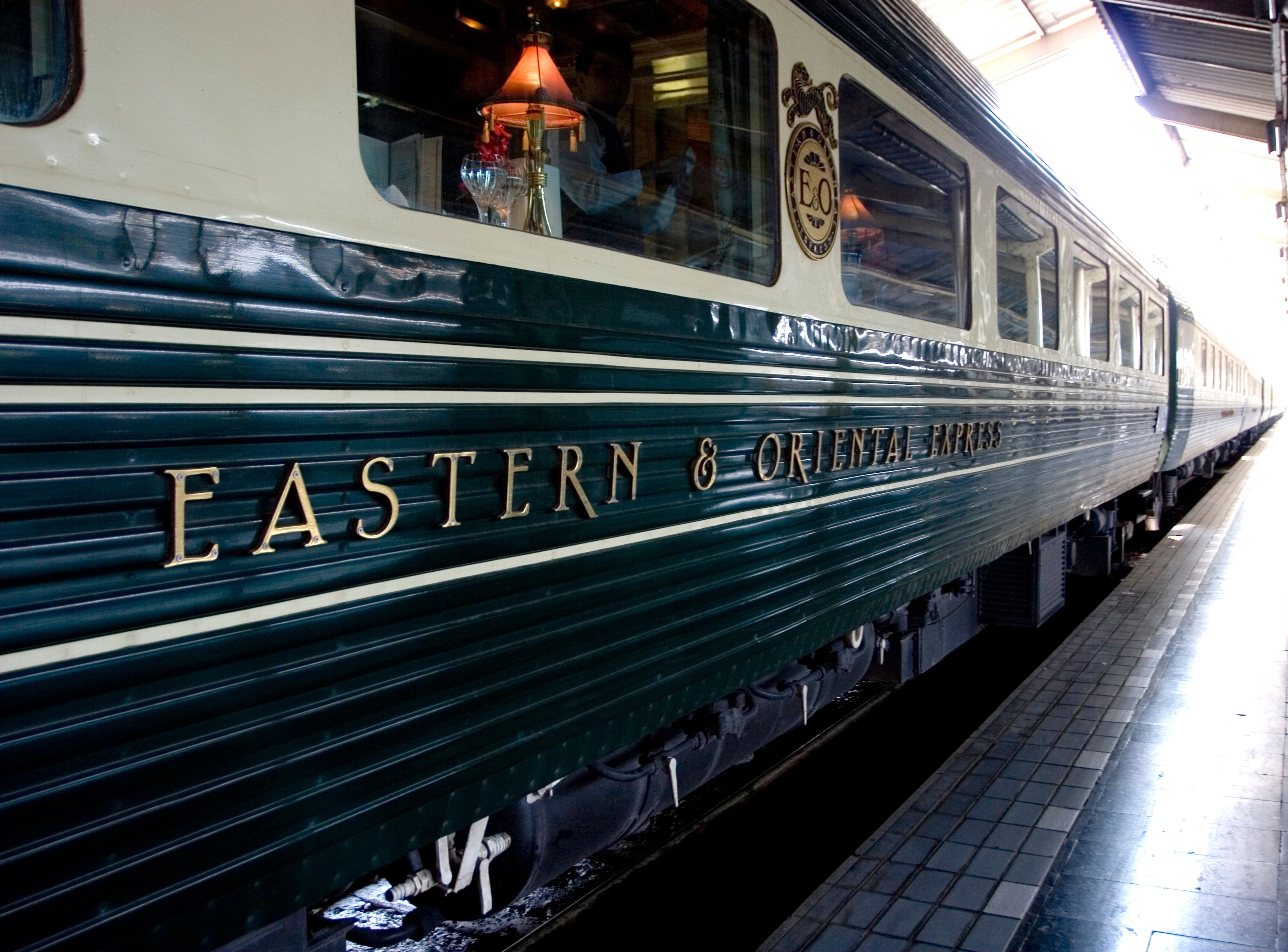 In English : Orient-Express and how many train settings, routes