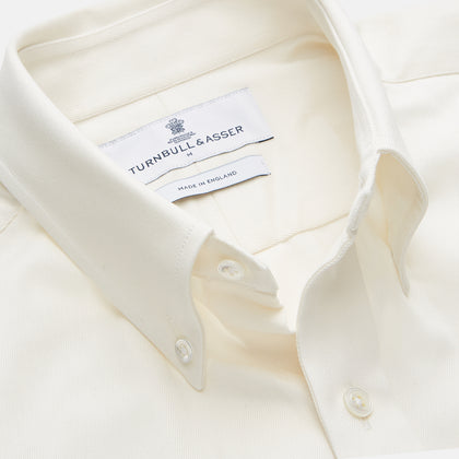 Cream Weekend Fit Hayne Shirt With Dorset Collar And 1-Button Cuffs Image 2