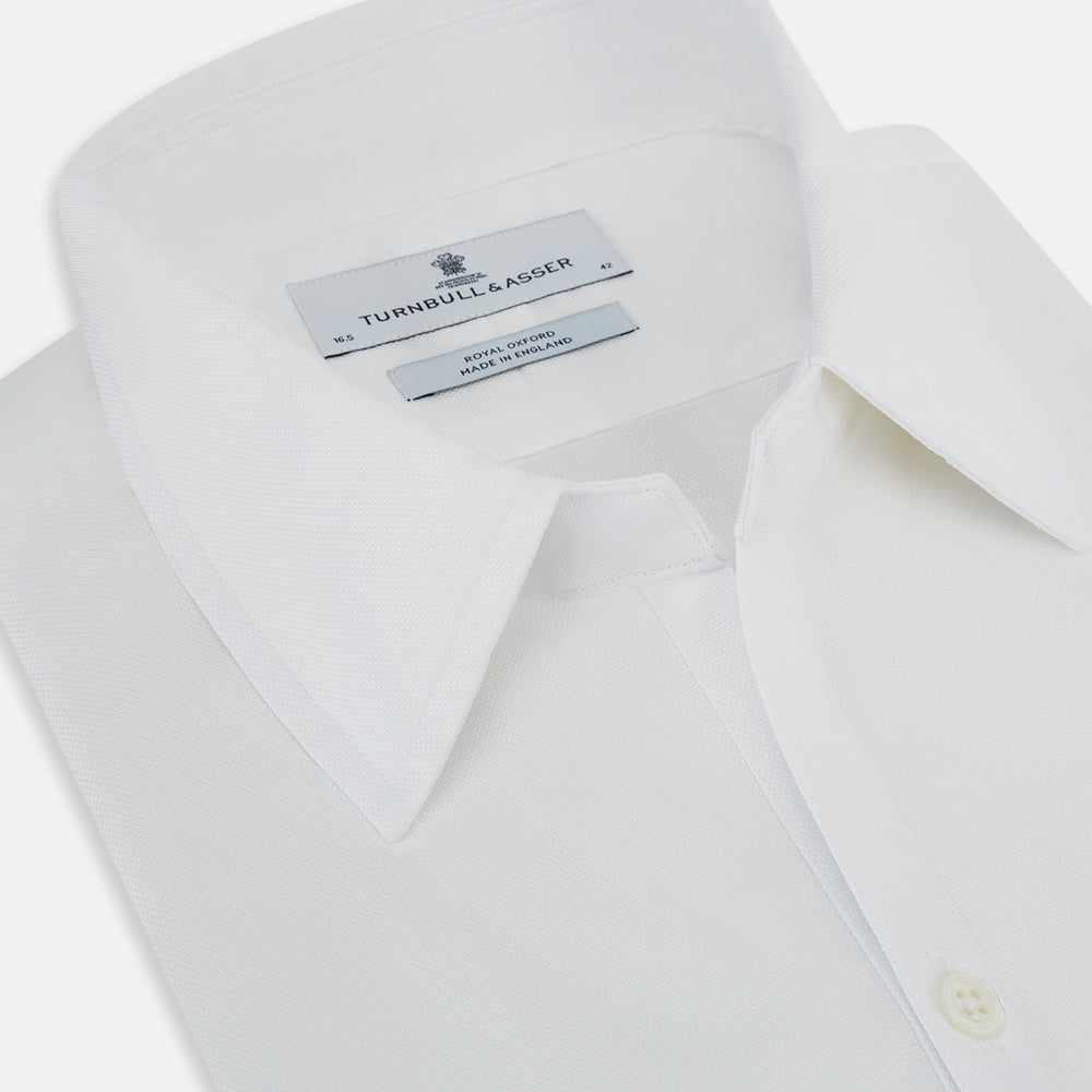 WHITE ROYAL OXFORD COTTON WINDSOR SHIRT WITH TURNBULL OPEN COLLAR AND 3-BUTTON CUFFS