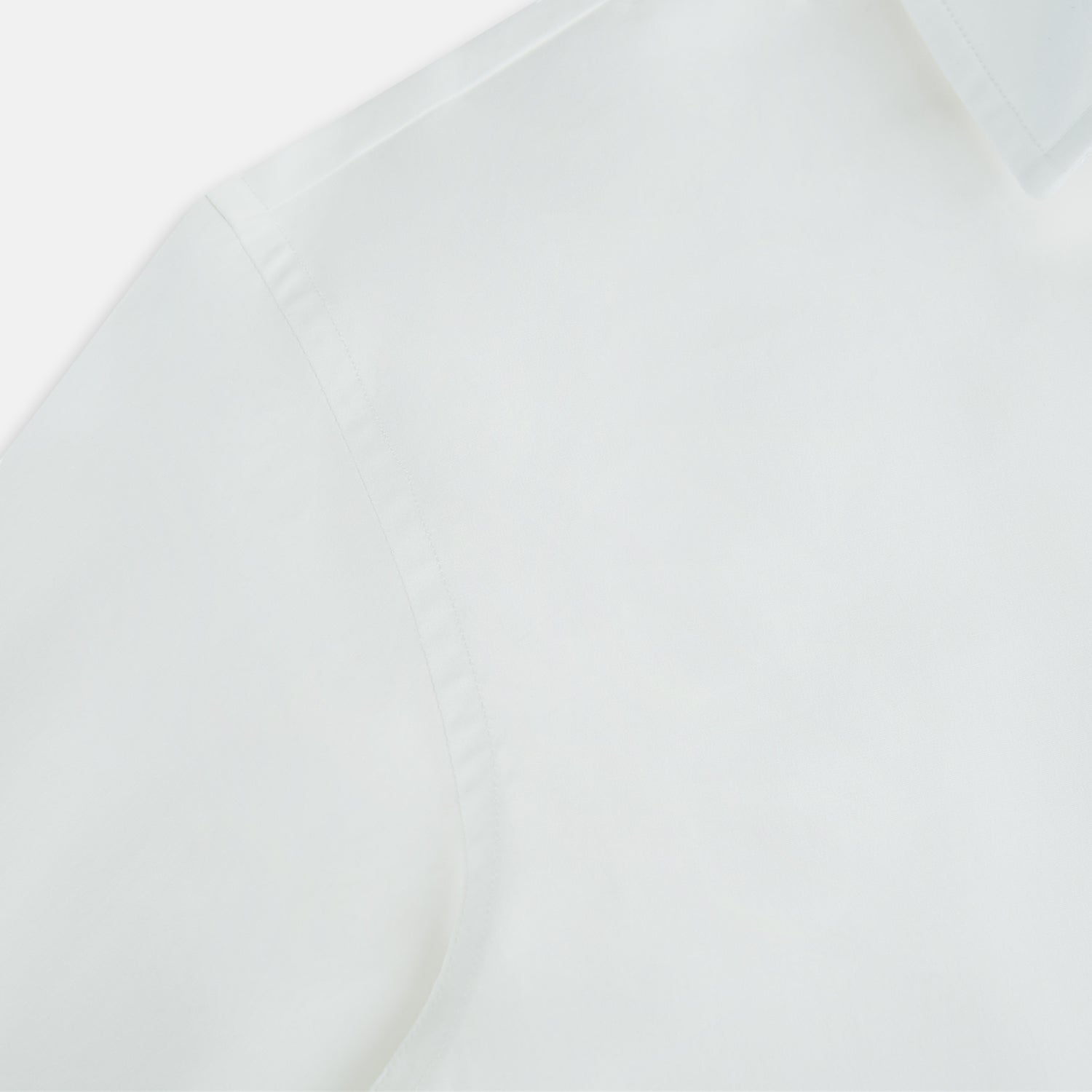 View 6 of product PLAIN WHITE WINDSOR SHIRT WITH TURNBULL OPEN COLLAR AND 3-BUTTON CUFFS