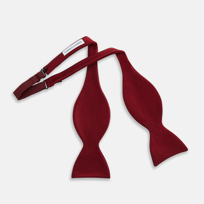 BURGUNDY SATIN BOW TIE Image 1