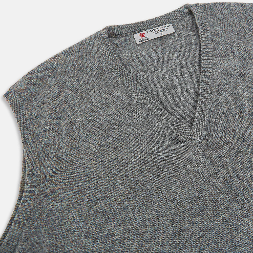 Marl grey sleeveless V-neck vest in cashmere