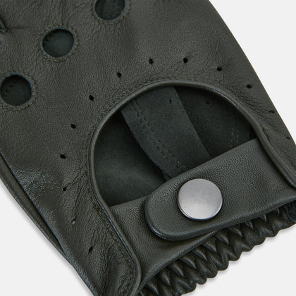 Forest Green Driving Gloves in Leather Image 2