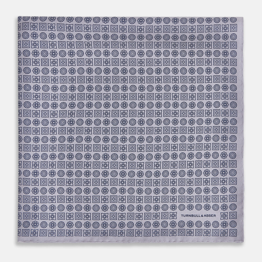 Rosette Lilac Pocket Square in Silk