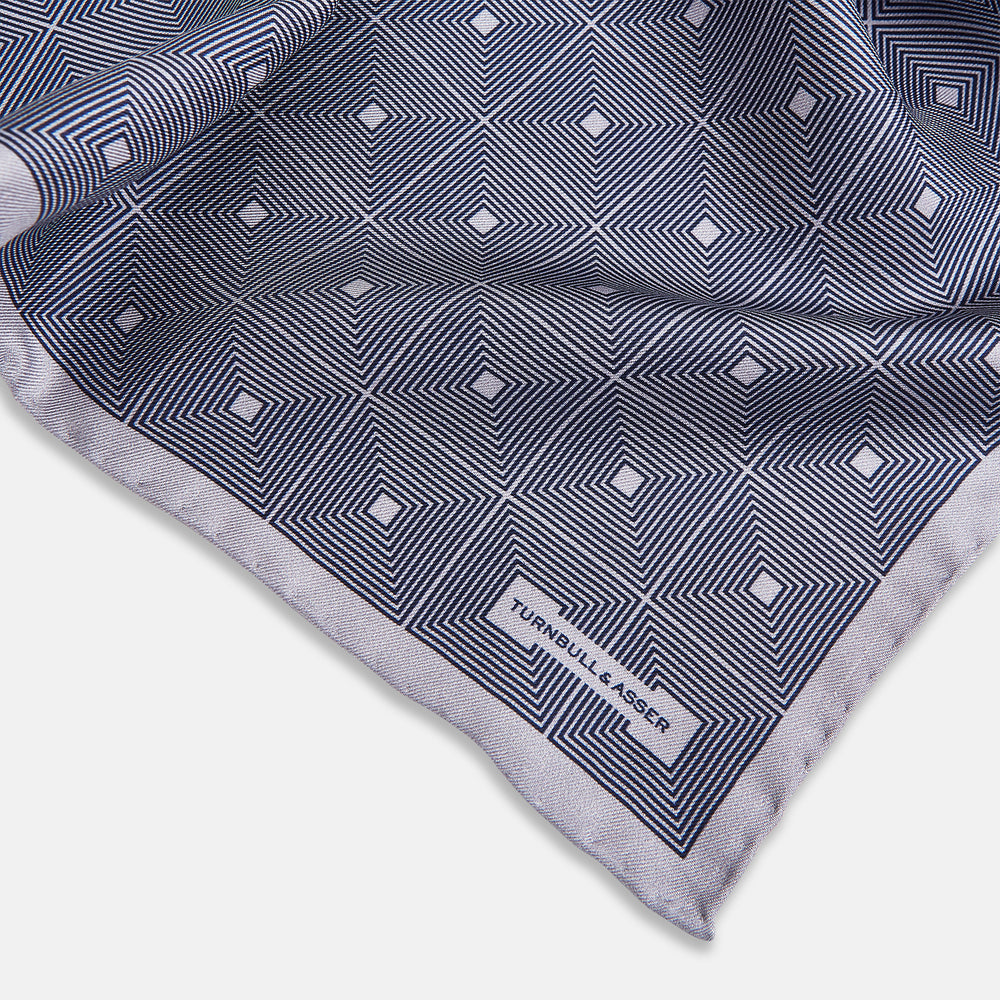 Geometric Grey Pocket Square in Silk