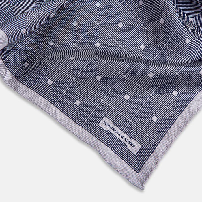 Geometric Grey Vanilla  Pocket Square in Silk Image 1