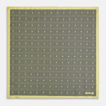 Geometric Yellow Pocket Square in Silk Image 3