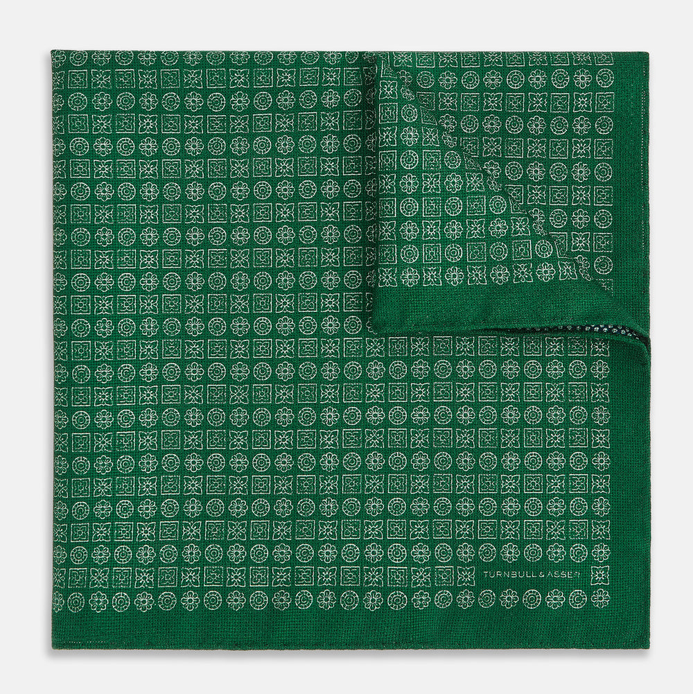 Rosette Green Pocket Square in Silk