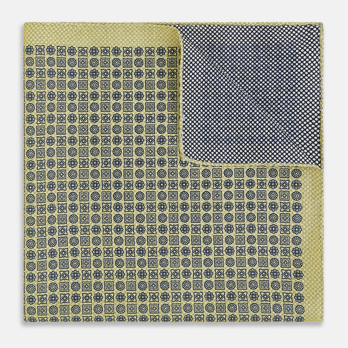 Rosette Yellow Pocket Square in Silk Image 3