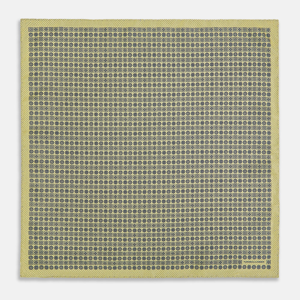 Rosette Yellow Pocket Square in Silk