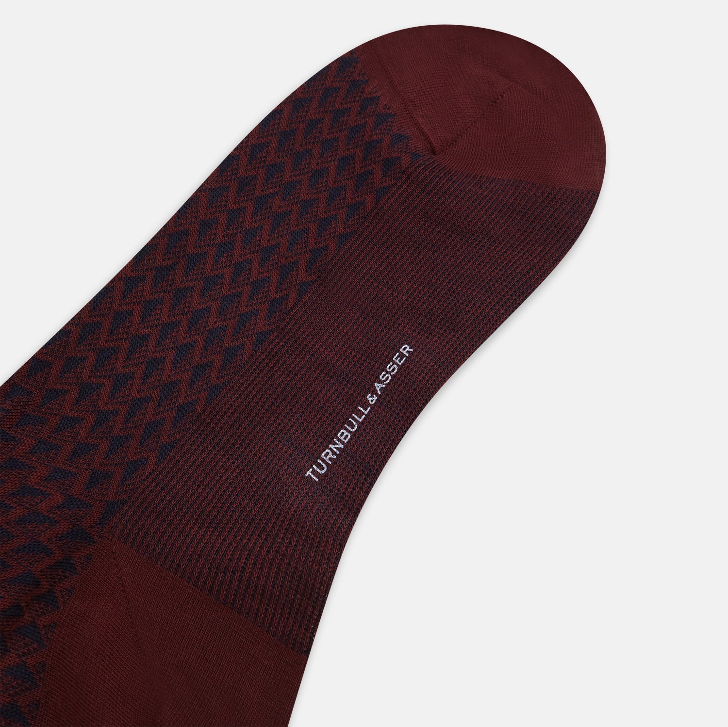 Image 3 of product Burgundy Motif Intarsia Wool Mid-length Socks 13