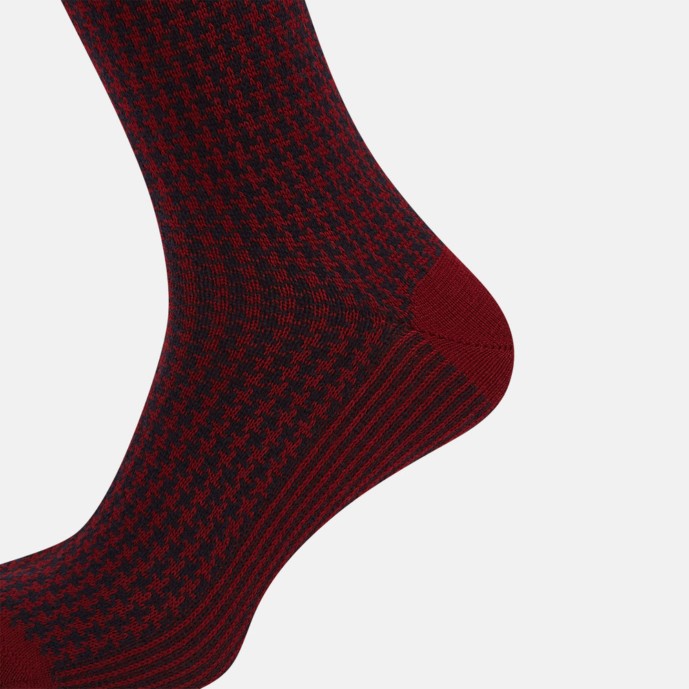 Red and Navy Motif Wool Mid-length Socks 10.5