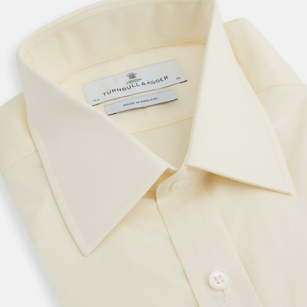Cream Cotton Shirt With T&A Collar And 3-button Cuffs Turnbull & Asser Men's High Quality Shirt Regular Fit Size: 14.5 Cream Cotton Shirt With T&A Collar And 3-button Cuffs Turnbull & Asser Men's High Quality Shirt Regular Fit Size: 14.5