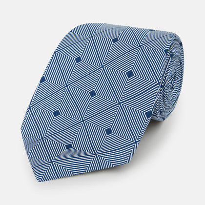 White and Navy Concentric Diamond Printed Silk Tie