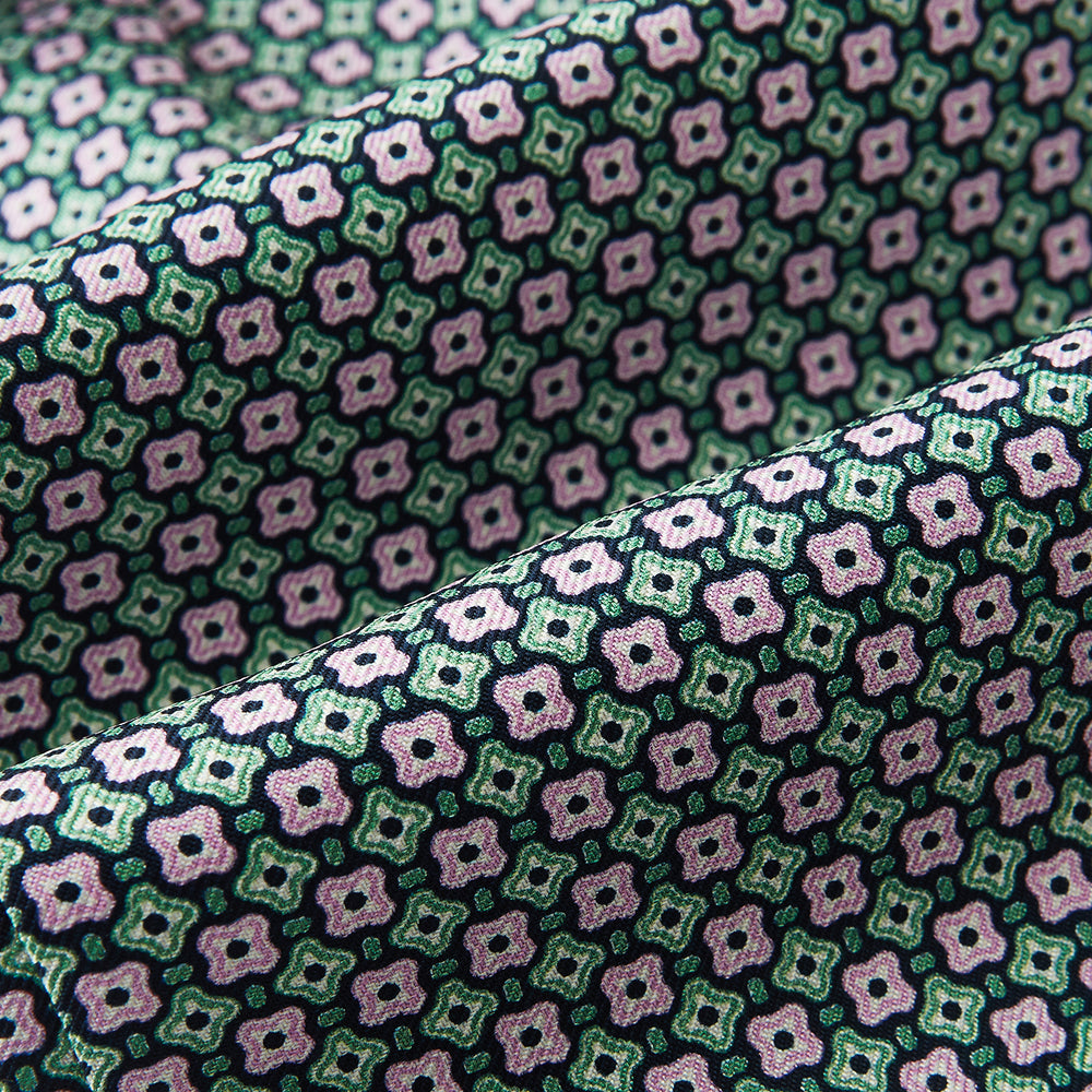 Kelly Green and Pink Abstract Quatrefoil Foulard Printed Silk Cravat