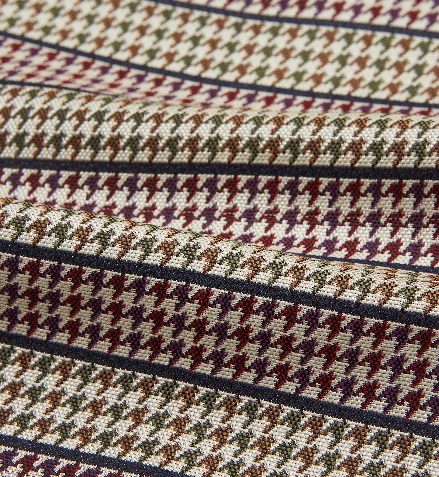 Brown Puppytooth Silk Cravat