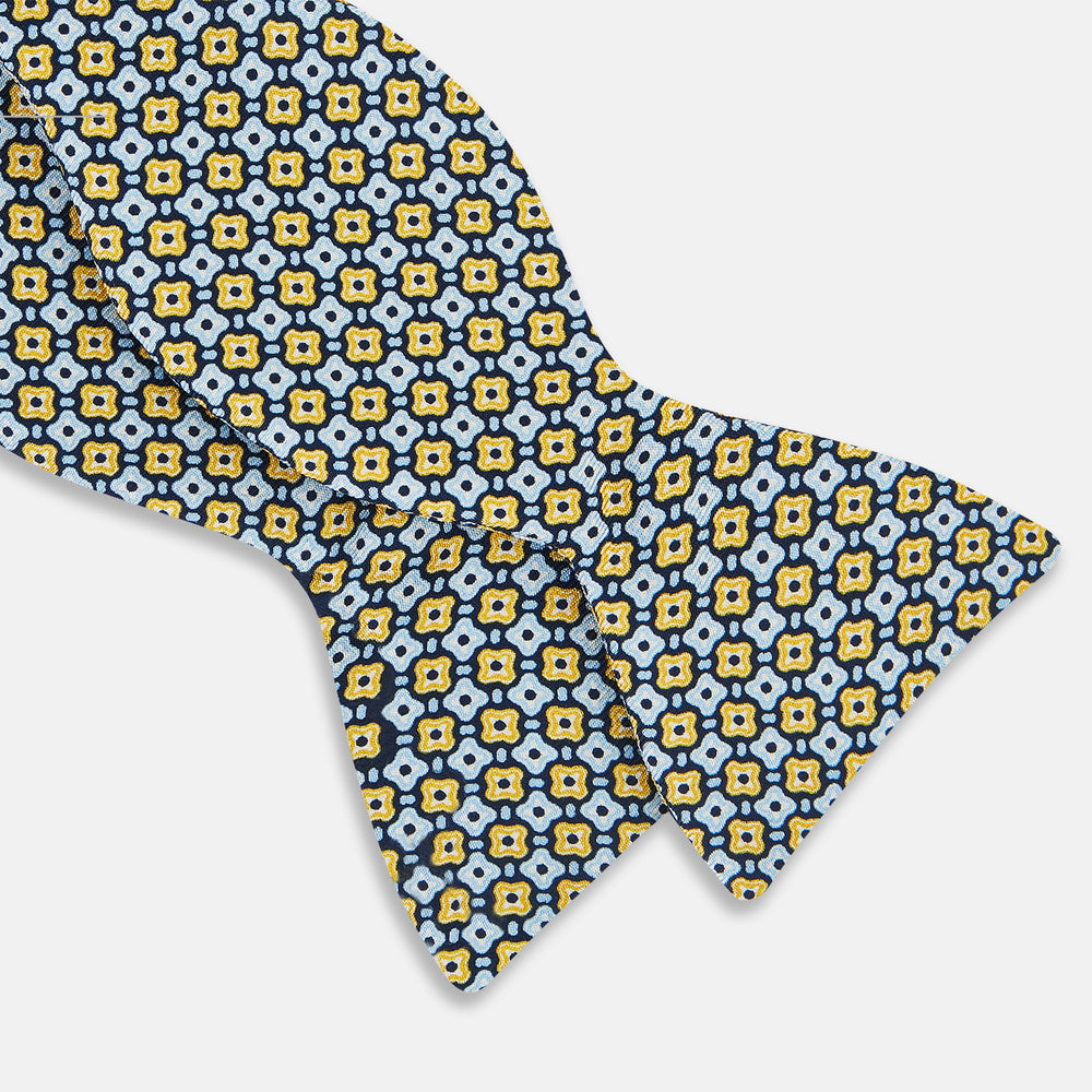 TIES BOWS GEOMETRIC MEDALLION PRINTED SILK CITRUS OS