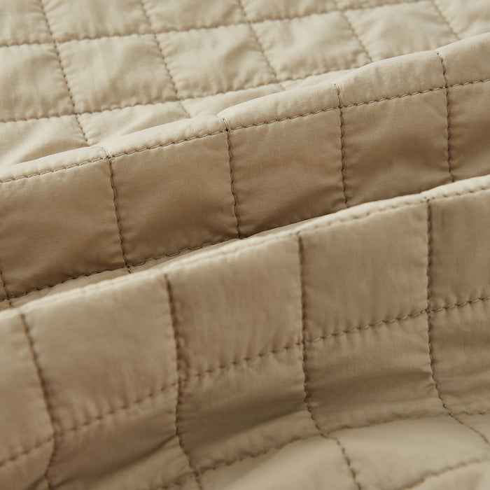 Sand Double-Breasted Quilted Gilet Image 3
