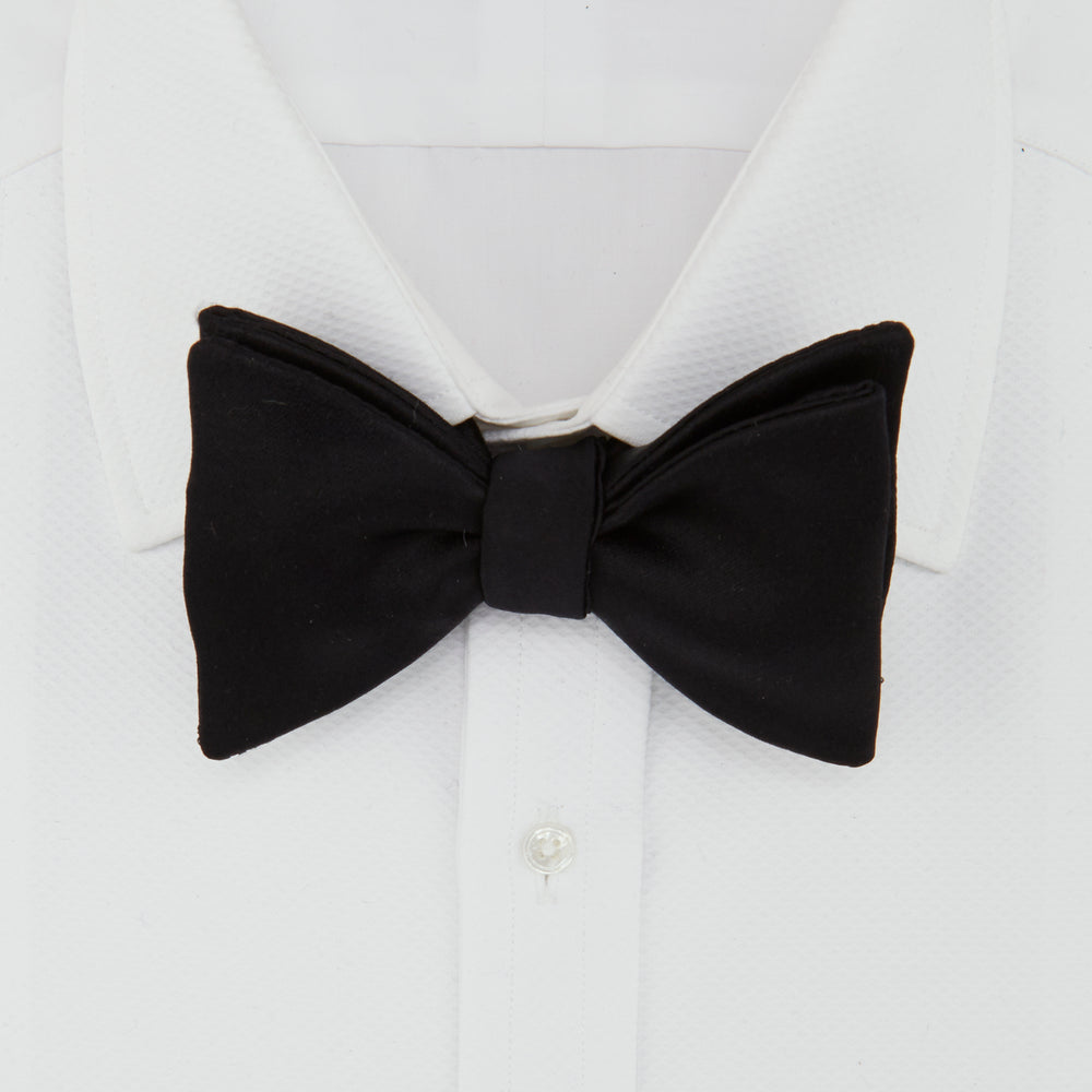 thumbnail image 2 of 100% Formal Silk Self-Tie Bow Tie - Classic Black For Weddings & Black Tie Events 2 of 14