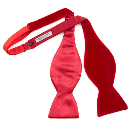 Red Velvet Bow Tie Image 2