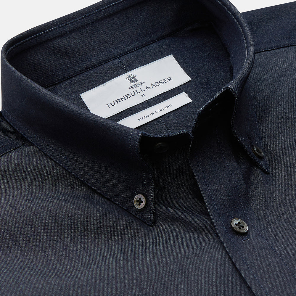 Navy Chambray Weekend Fit Shirt with Dorset Collar and 1-Button Cuffs