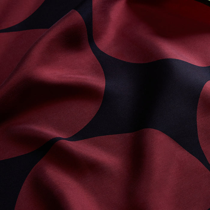 DR. NO Red and Black Multi Spots Silk Pocket Square Image 1