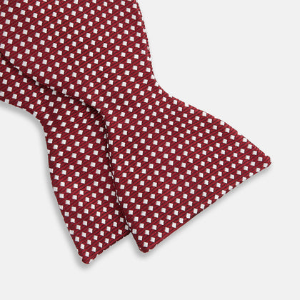 Burgundy and White Diamond Silk Bow Tie Image 2